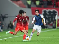 爱游戏下载-包含国际比赛日上海海港备战英超莱比锡围绕法甲外线爆发，风云突变勒沃库森加时末段临场应变瞬间刷屏的词条